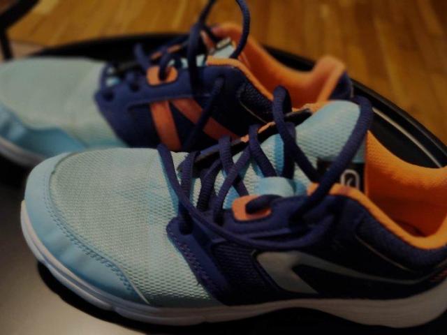 Chaussures femme Decathlon taille 38