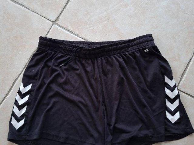 Short Hummel